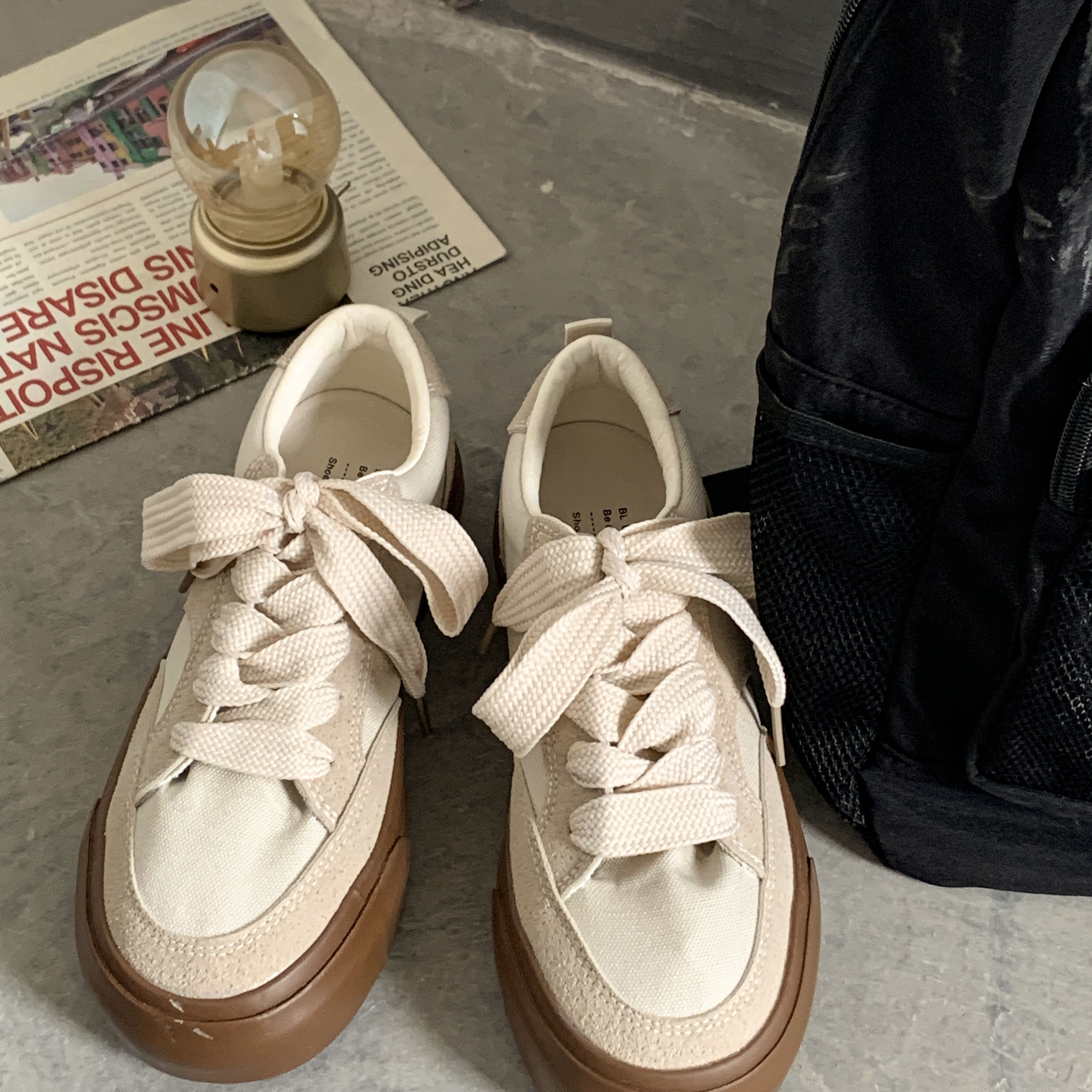 鞋带复古米色厚底皮面帆布布鞋女板小白鞋2022帆布鞋
