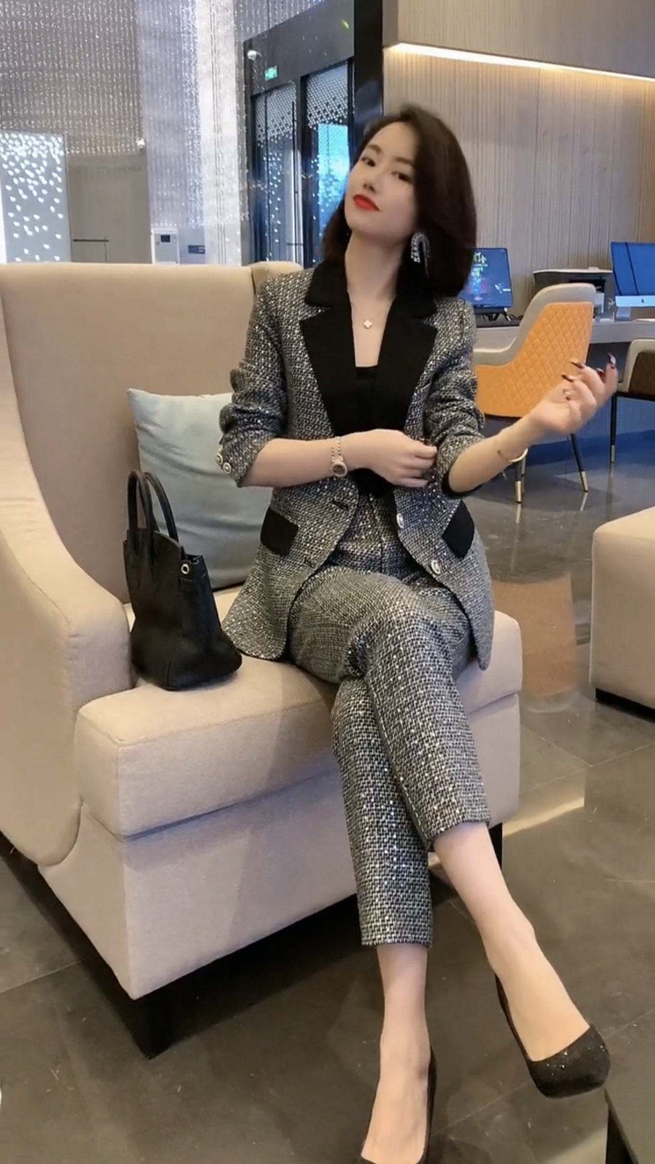 欧货抖音网红高端同款西服套装女时髦洋气闪亮钻格子西装 垂感裤