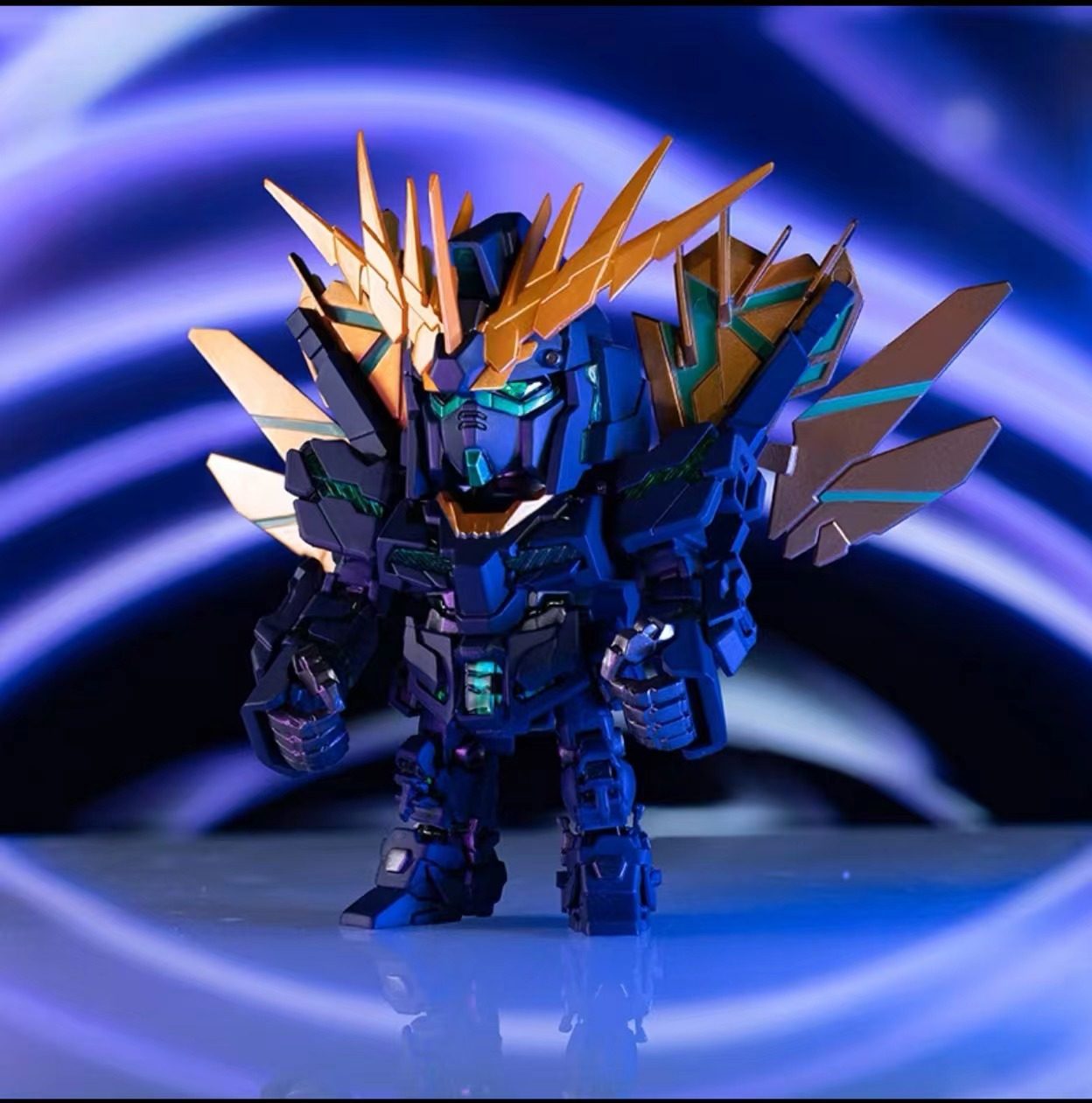 泡泡玛特自由高达qmsvmini盲盒正版万代联名独角兽模型潮玩盲盒