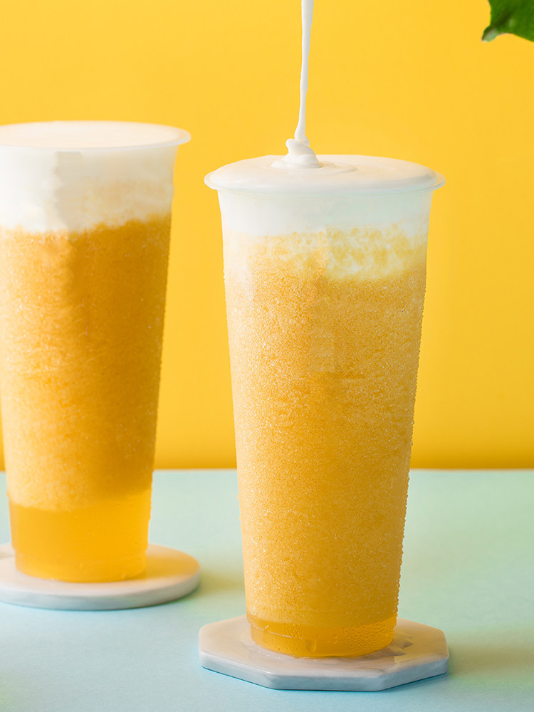 比利时奶盖2l整箱烘焙裱花雪顶芝士进口原味奶油