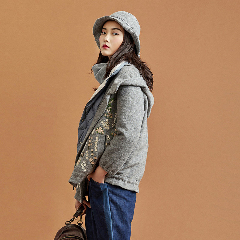 渔牌女装大衣2021年新款女冬季连帽绣花短款呢料外套百搭ffnd3227