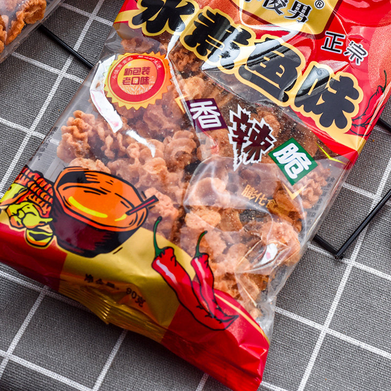 小俊男水煮鱼85g大袋8090后怀旧零食童年小时候小食品校园比萨卷