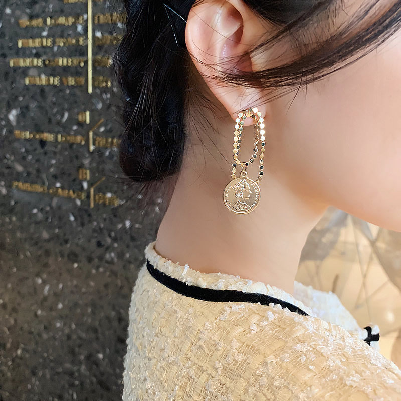 珍珠耳环高级感轻奢小众设计感耳坠气质耳饰女耳环2021年新款潮