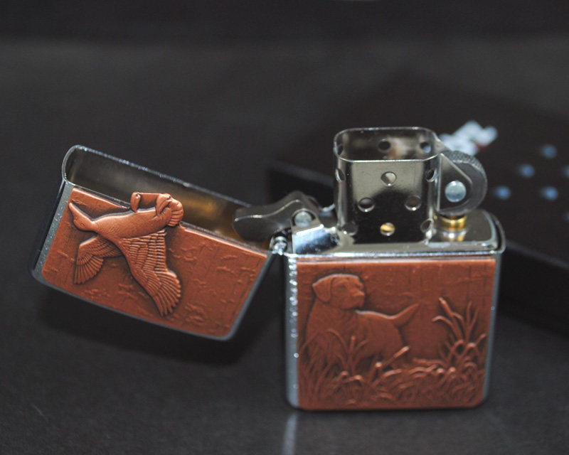 原装正品zippo芝宝打火机绝版收藏2005年紫铜贴章zippo