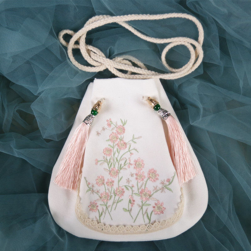 新款原创刺绣斜挎古风包包明制手提汉服大包中国风古代单肩包女款