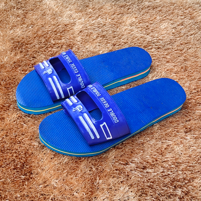 雷州人字湛江双鹅牌鸭仔鞋阳春红鸭子老式男女包头拖