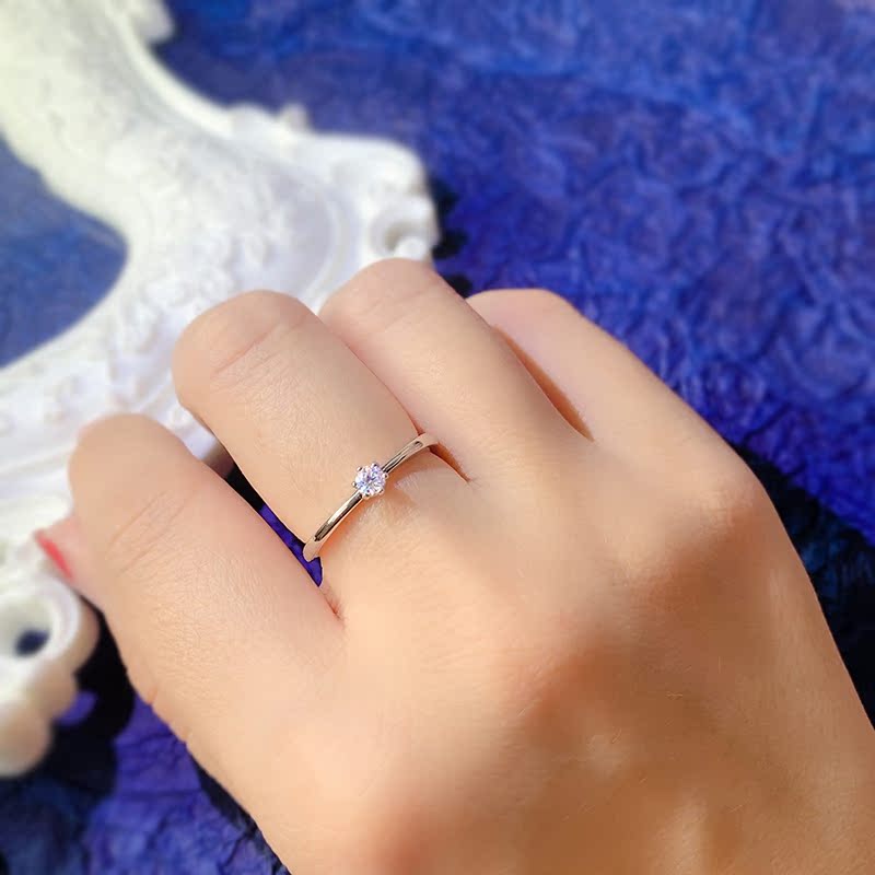 10分莫桑钻戒迷你戒指s925纯银石仿六爪简约手饰