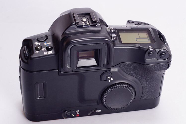 佳能canoneos高端胶片单反相机不输1v性价比高135胶片单反