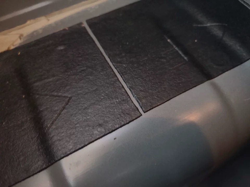 原车沥青阻尼隔音板自粘止震原厂地板汽车事故隔音隔热棉