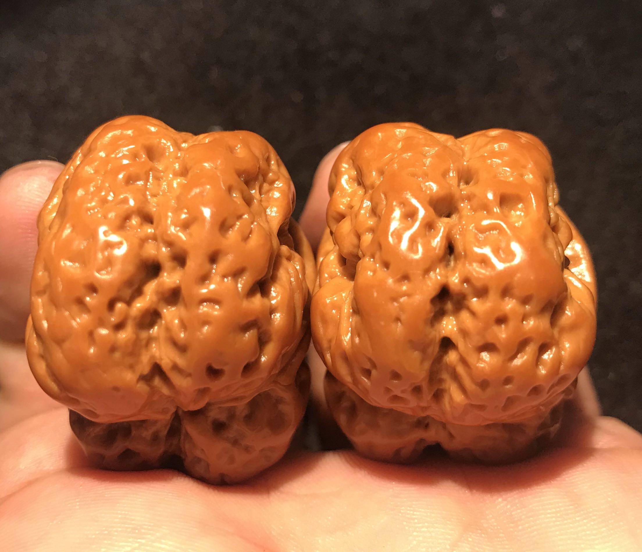 文玩核桃手串玩件满天星野生四座座楼特大一对菩提