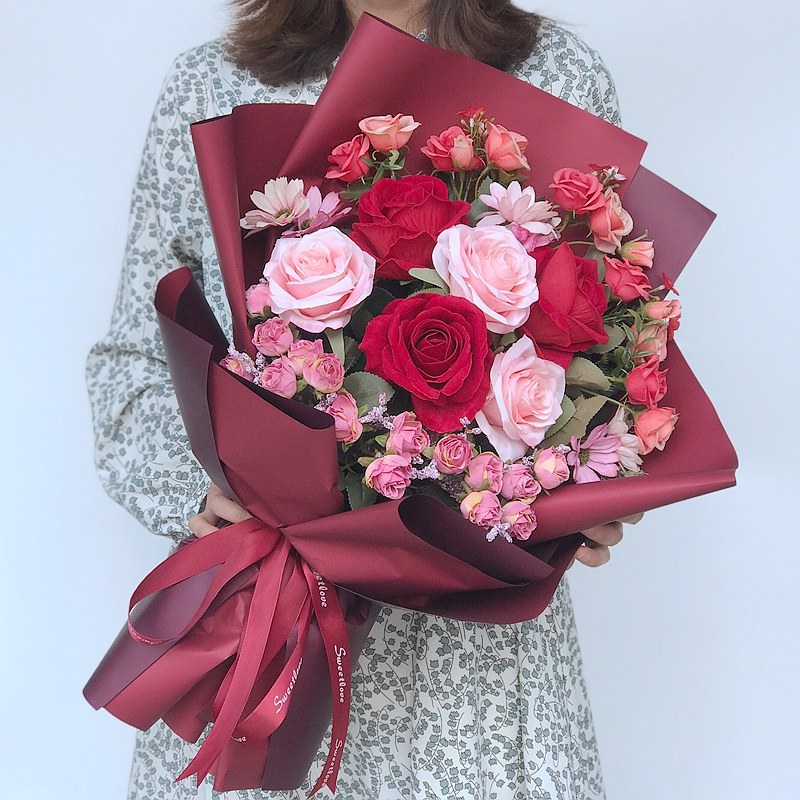 假玫瑰花仿真花束大颁奖年会手捧花毕业交车拍照道具母亲节生日女