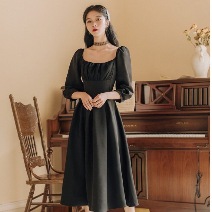 春装2020款法式复古古方领收腰显连衣裙赫本优雅连衣裙