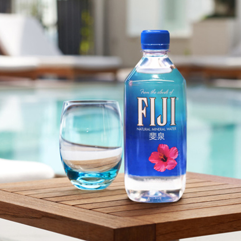 斐济fiji矿泉水天然矿泉山泉弱碱性进口330ml500ml1000ml整箱饮用水
