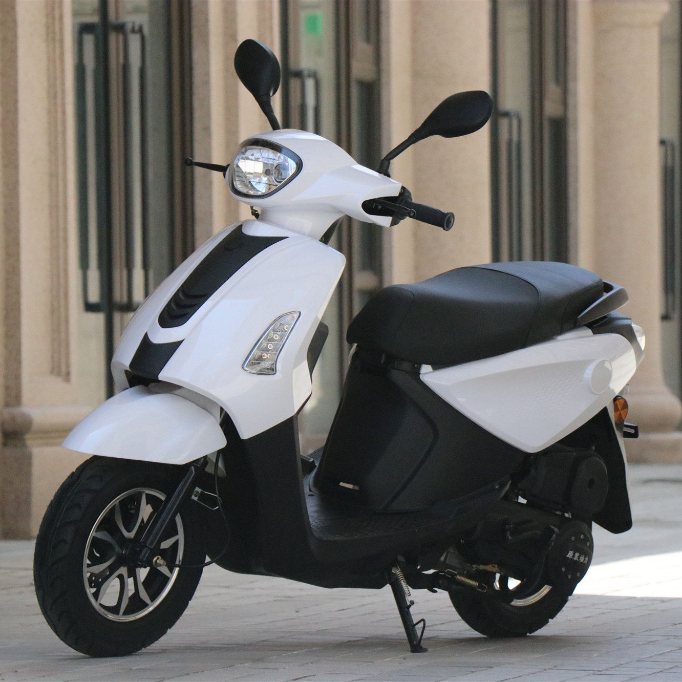 新款踏板摩托车燃油油车jog125cc男女通用两轮全新摩托车整车