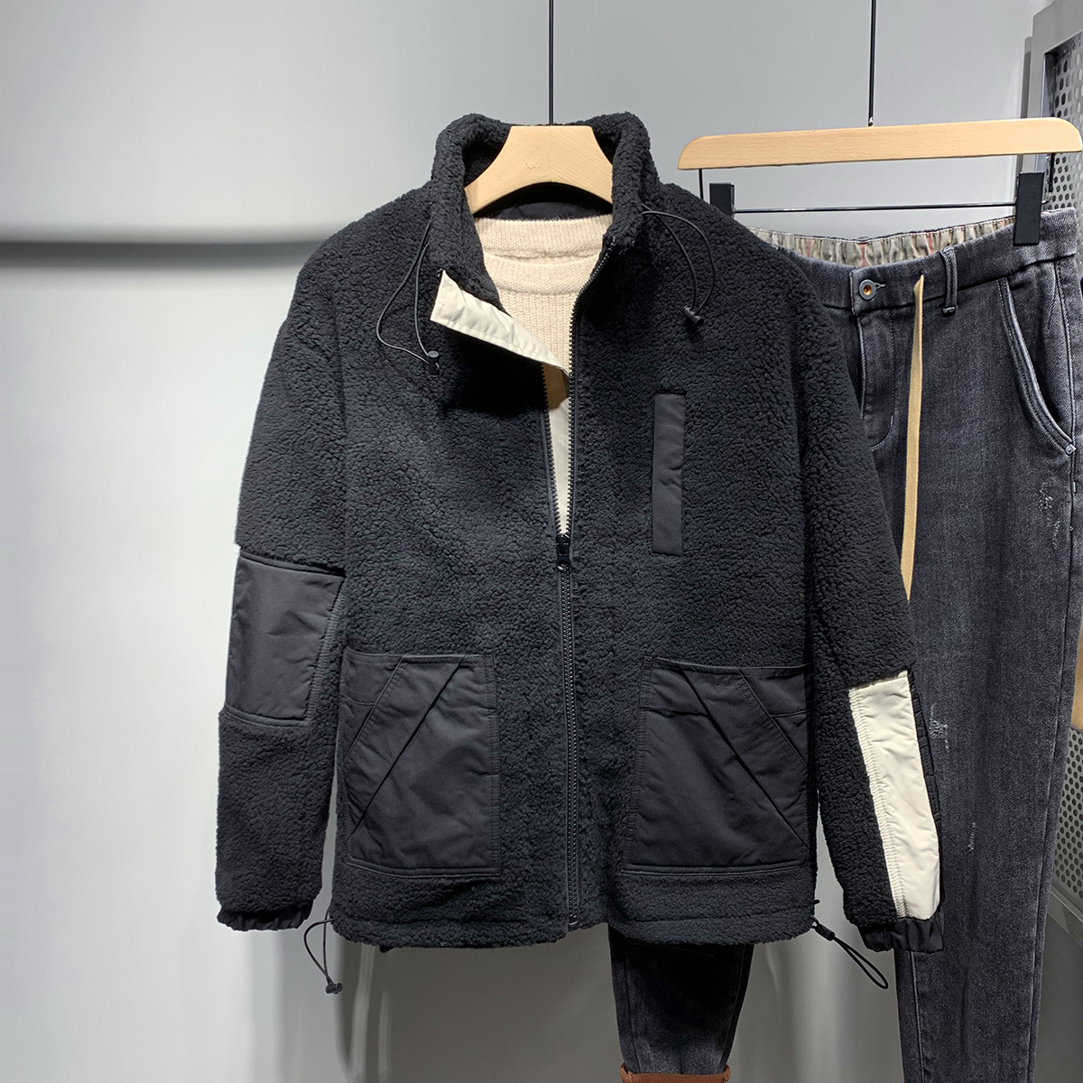 冬装加厚羊羔毛拼接撞色立领夹克外套男青年后背刺绣保暖外穿上衣