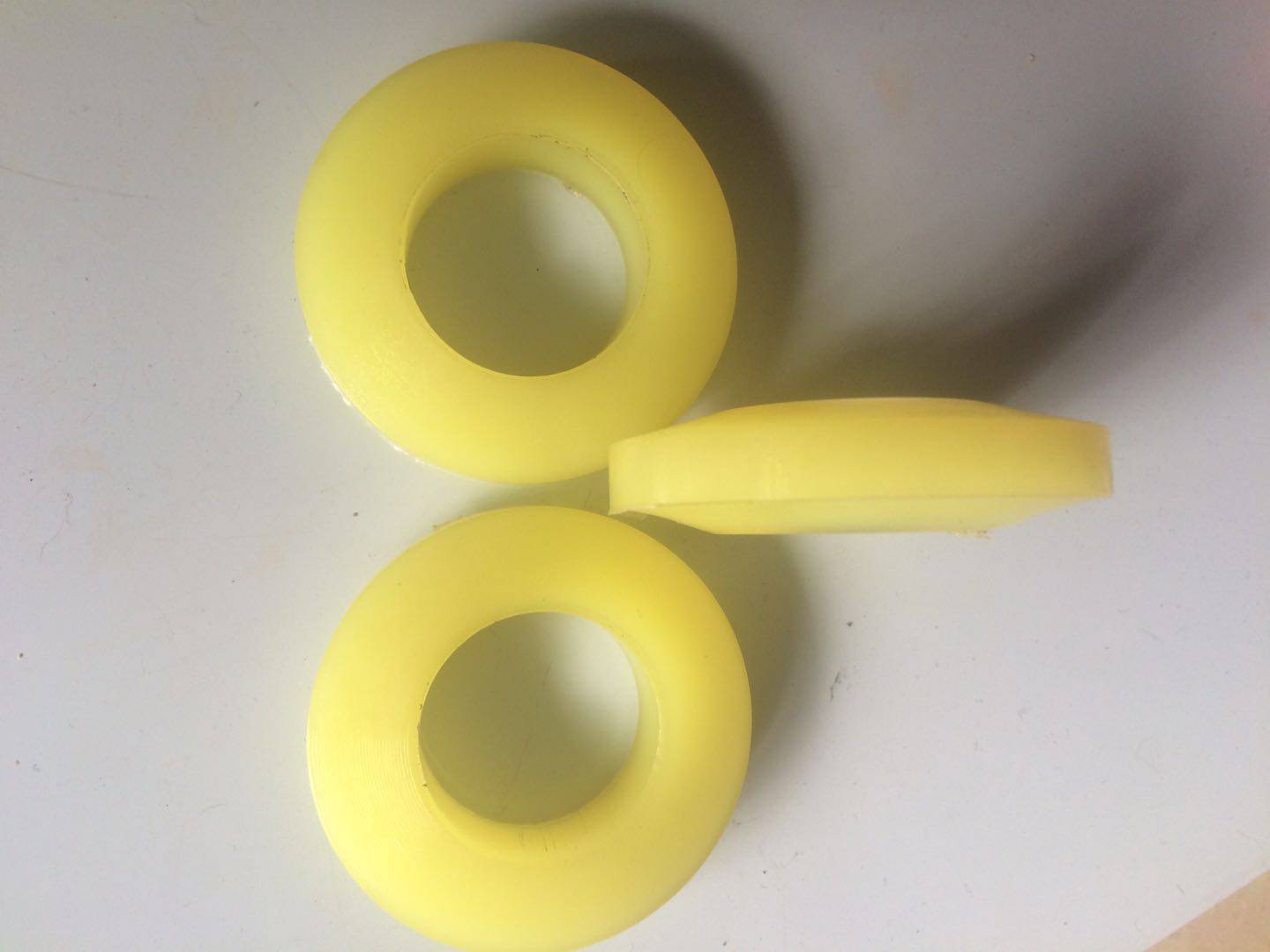 圆形聚氨酯弹性垫牛筋联轴器缓冲垫圈橡胶减震柱耐磨防震套