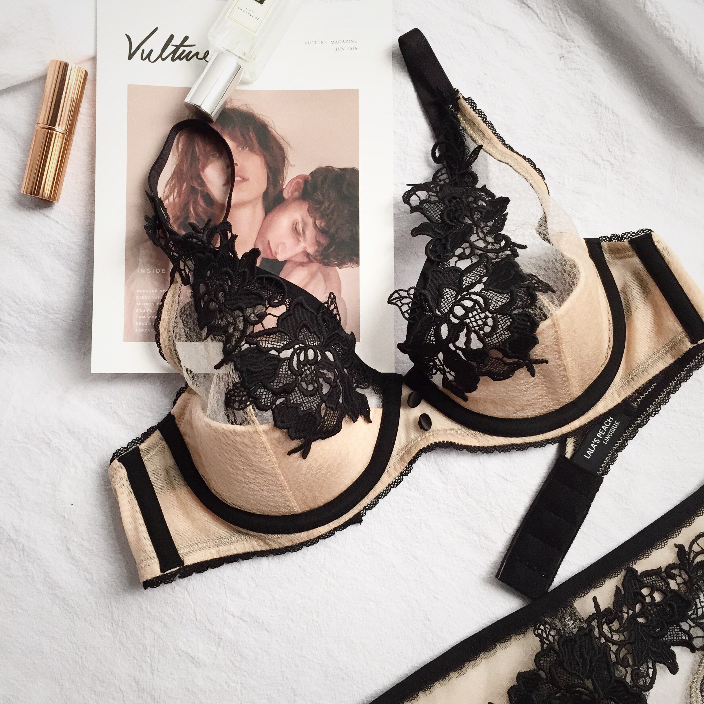 拉拉蜜桃弗洛复古性感黑色蕾丝贴花文胸