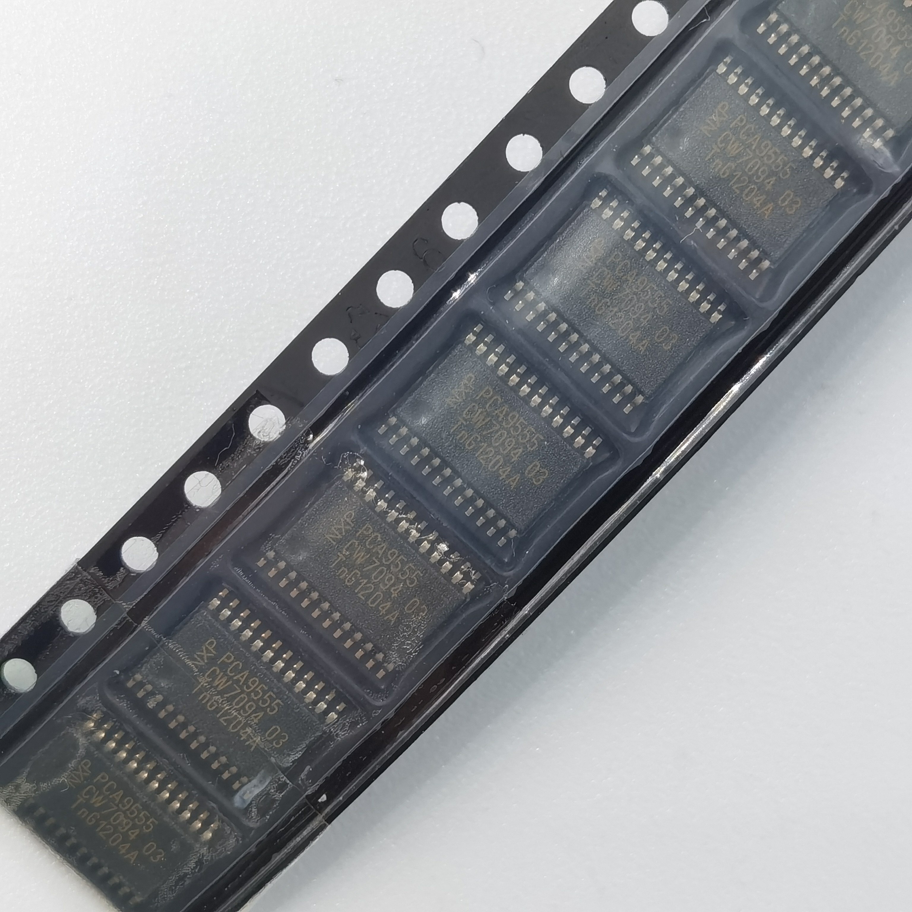 集成电路ic芯片pca9555pwpca9555pwr丝印pd9555封装tssop24集成电路ic