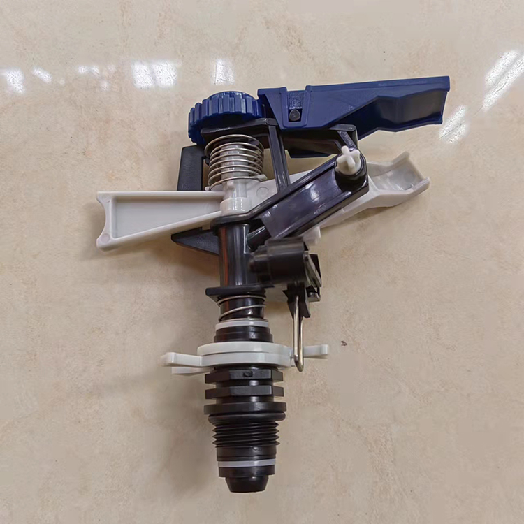 喷头洒药机洒药打药机配件神器鱼塘旋转养殖塑料摇臂喷头