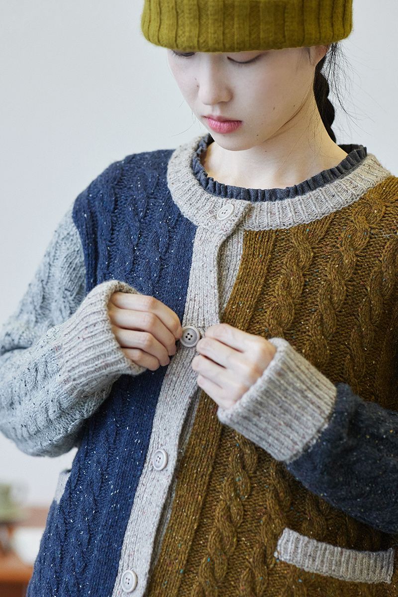 清觉 2021四色拼接夹花羊仔毛针织开衫女复古绞花毛衣外套