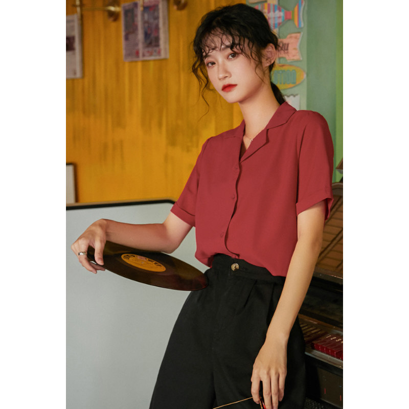 复古红色港风雪纺短袖衬衫女夏姜黄色法式上衣原创设计感小众衬衣