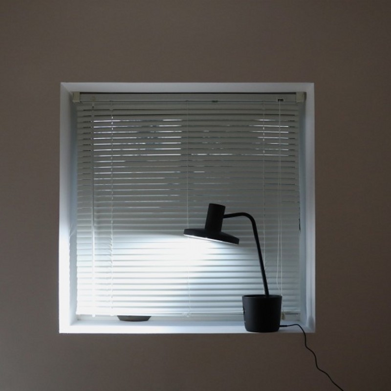 台灯巴慕日本进口balmuda儿童学习床头卧室蓝光阅读台灯(护眼灯