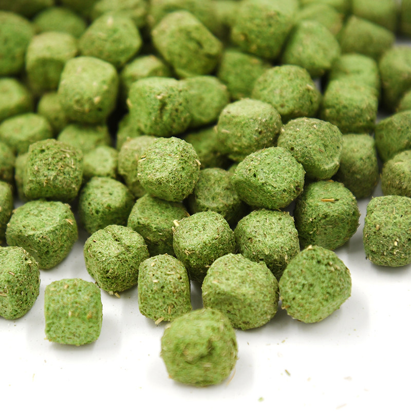 新品迷你小草100g兔兔苜蓿摩西磨牙草块龙猫兔兔零食