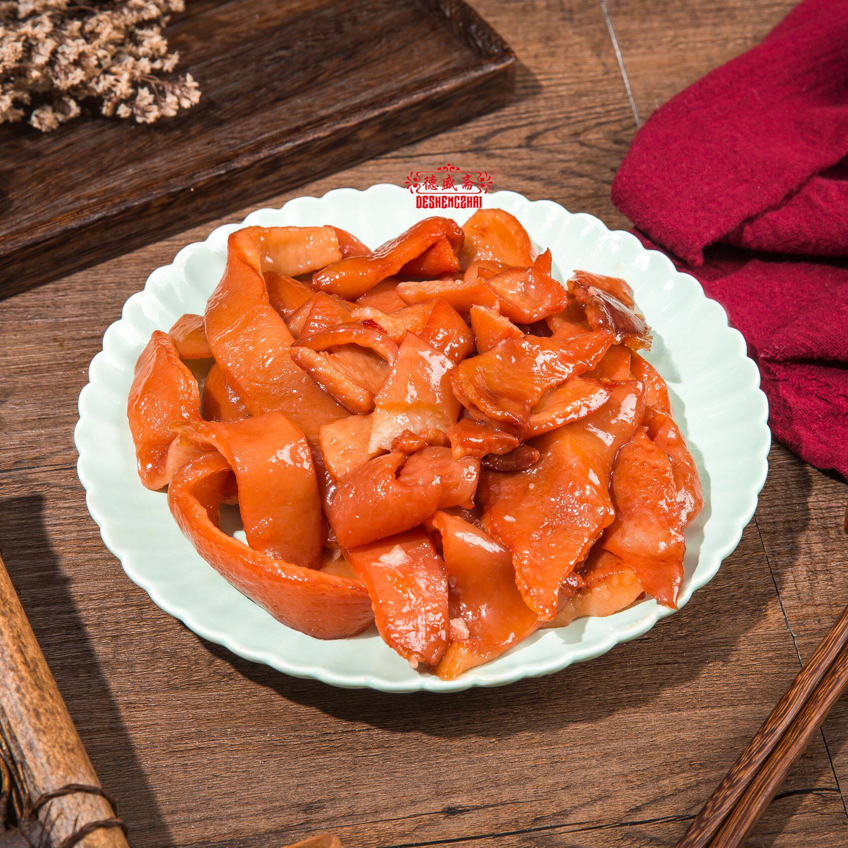 特产骨汤五香猪皮晶卤熏熟食皮卷肉皮真空猪肉小零食下酒菜