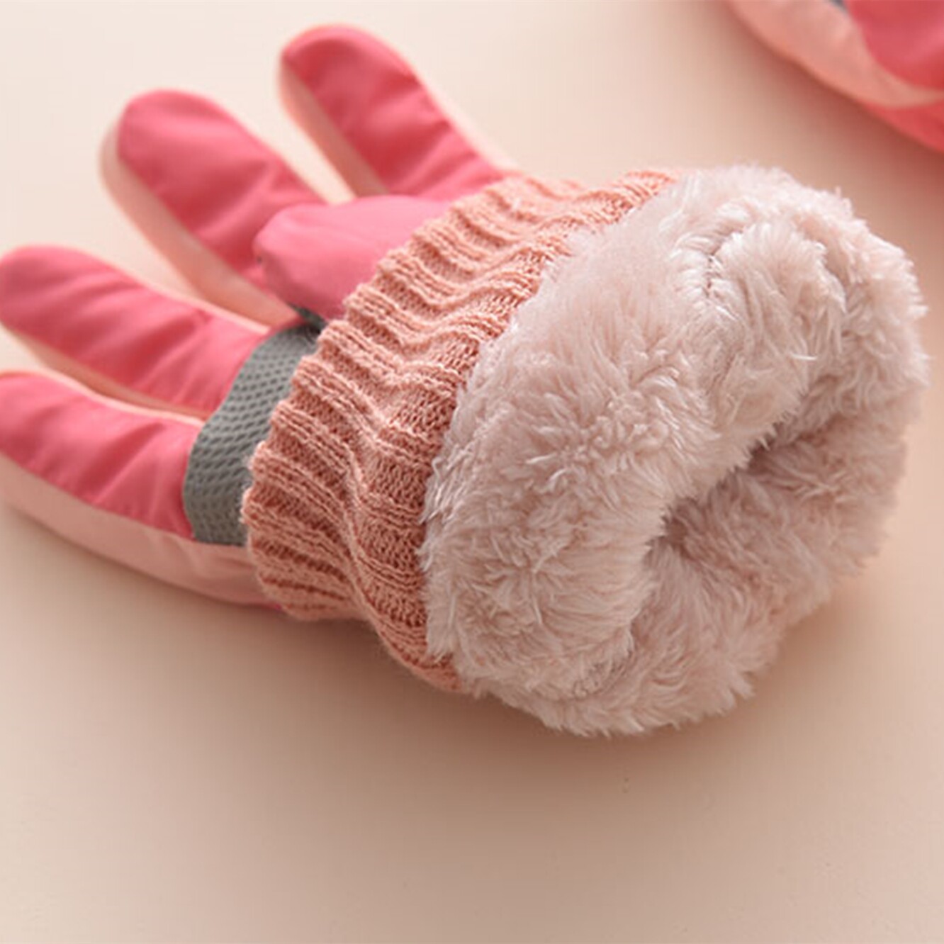 儿童防水手套加绒加厚滑雪男童女童卡通456岁手套