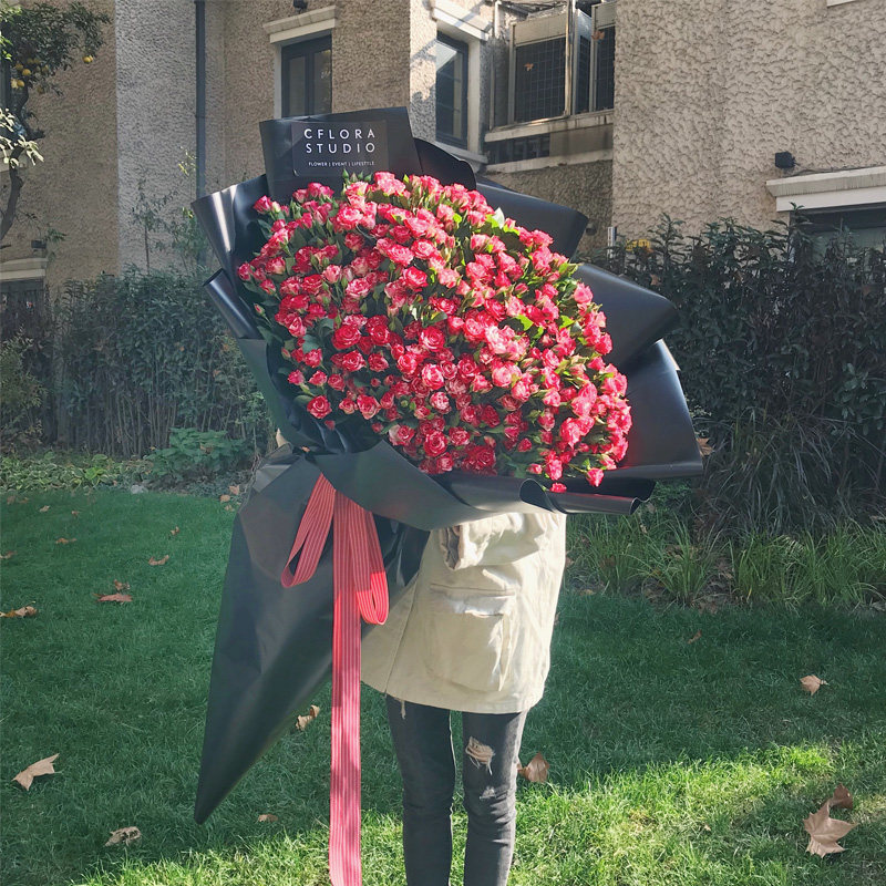 ins巨型超大多头玫瑰花束上海同城生日送女朋友表白求婚鲜花速递