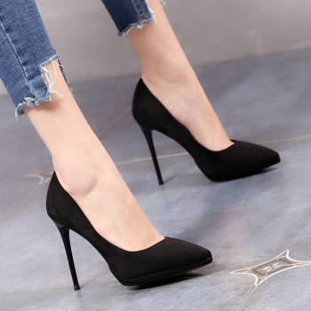 ເກີບເຮັດວຽກສີດໍາແບບເກົາຫຼີ 2024 ພາກຮຽນ spring ແລະດູໃບໄມ້ລົ່ນເກີບແຫຼມໃຫມ່ patent ຫນັງກັນນ້ໍາເວທີ stiletto ເກີບສູງ heels ຄົນອັບເດດ: ເກີບດຽວ