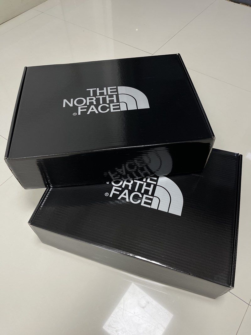 加拿大08款羽绒服包装包装盒盒子飞机北面皮箱手提袋礼品盒