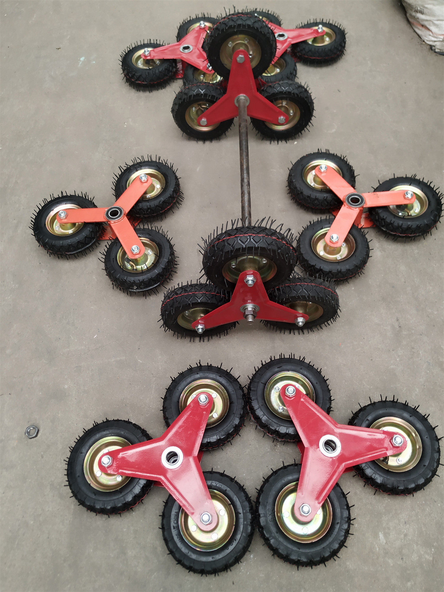 爬楼梯手拉车轮子六轮爬楼车轮载重王三角轮上楼推车搬运脚轮