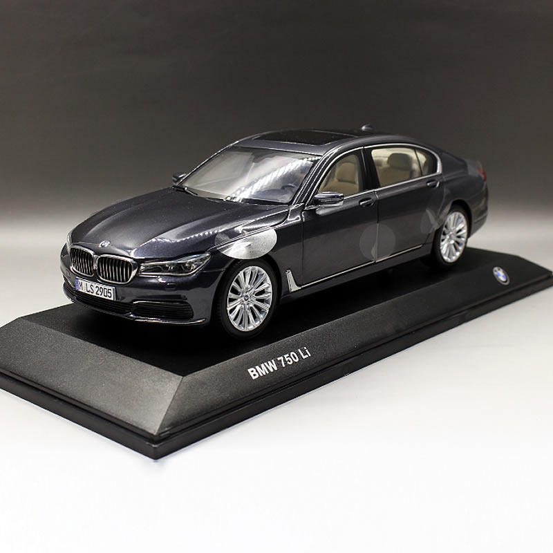 原厂汽车模型 1:18 宝马 bmw 750li 合金车模 全新宝马7系白色黑