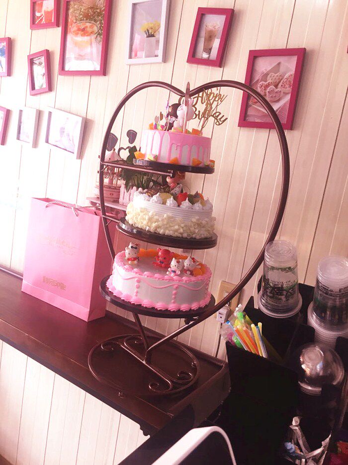 欧式铁艺创意三层蛋糕架心形糕点架子点心架多层支架婚庆道具新款