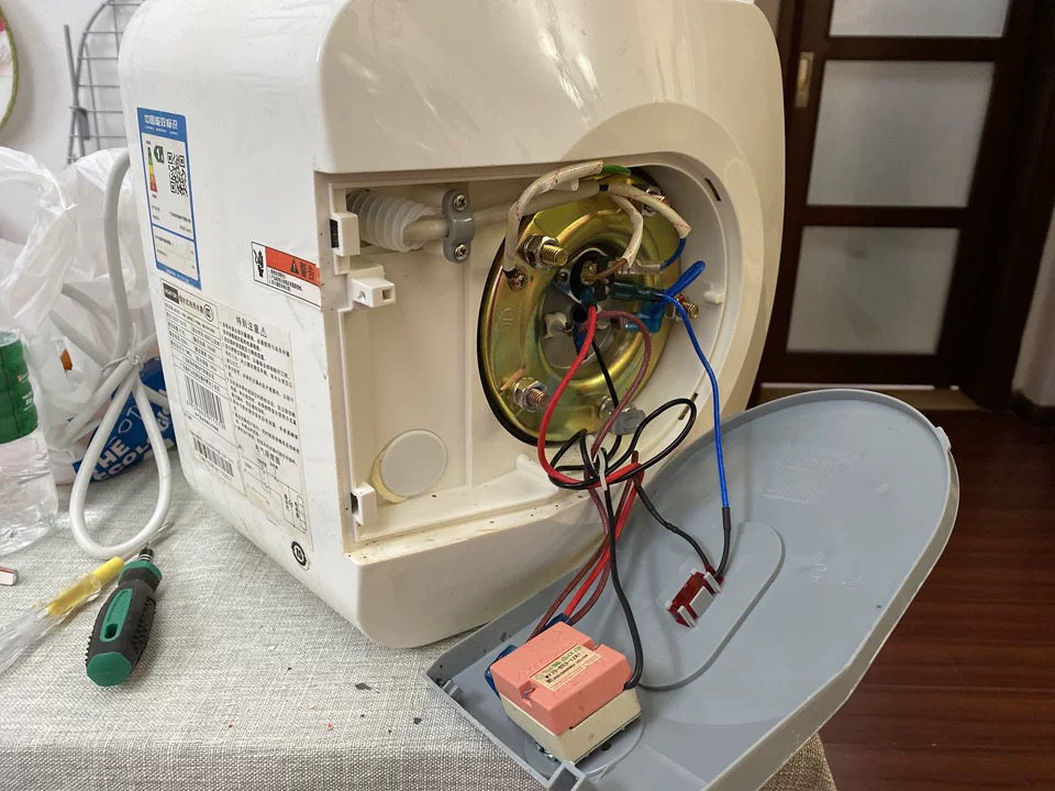 适用阿诗丹顿小厨宝电热水器专用三角螺丝刀侧盖拆卸工具其它工具