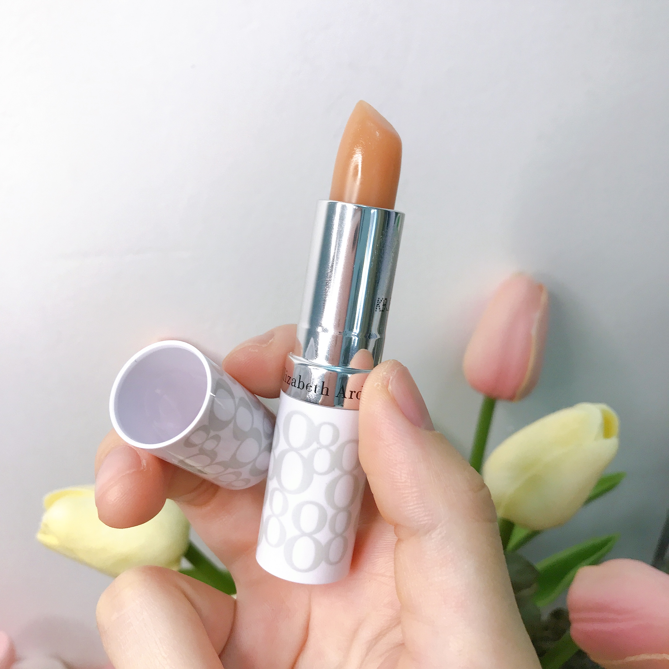 伊丽莎白雅顿经典润唇膏8小时保湿滋润护唇无色干裂男女润唇膏