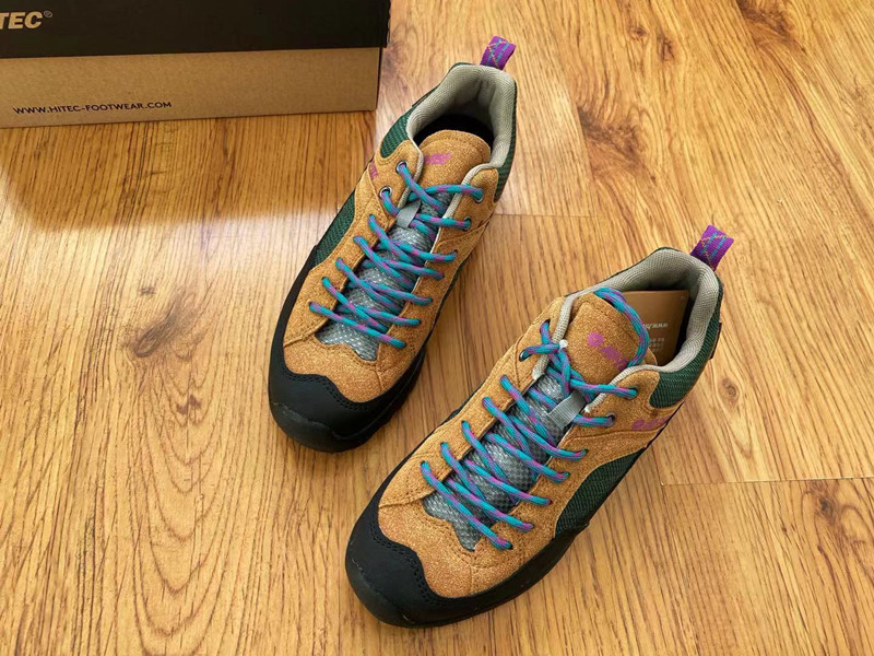国内现货 折扣 HI TEC HT HKU11 AORAKI 拼色户外休闲鞋 低帮鞋