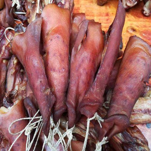 四川特产农家自制烟熏猪嘴拱嘴猪头另有腊肠腌肉