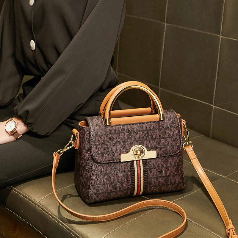 香港代购大牌奢侈品包包女2021新款大容量手提大气女士包袋