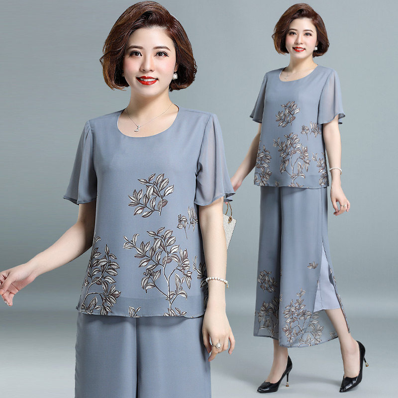 妈妈夏装套装年轻妇女大码衣服中老年洋气短袖中老年女装