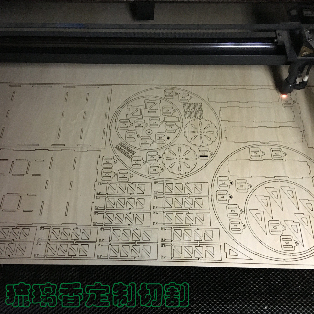 木板激光切割模型加工图纸雕刻椴木亚克力卡纸模型制作工具