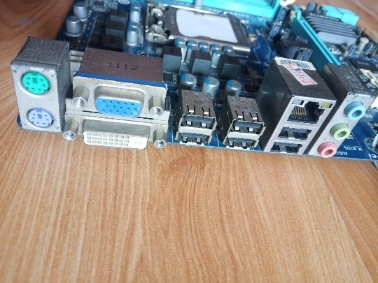 拆机gigabyte技嘉h61m-s2-b3h61主板支持1155针主板