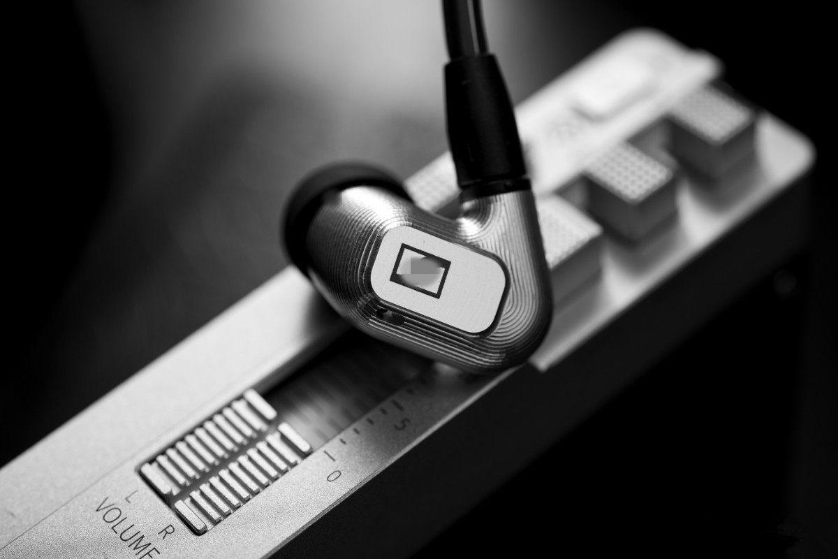 ie900入耳发烧hifi监听耳塞谢兰图ie900diy耳机ie800s普通有线耳机