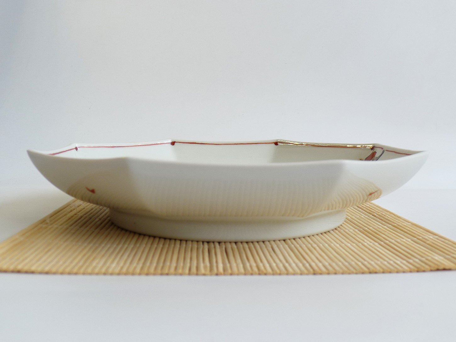 已售勿拍欣赏日本中古回流九谷烧朝露八角瓷盘盘