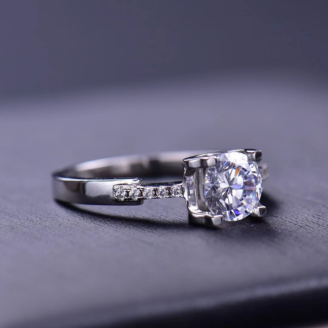 牛头au750情侣结婚求婚铂金18k定制小蛮腰钻戒戒指