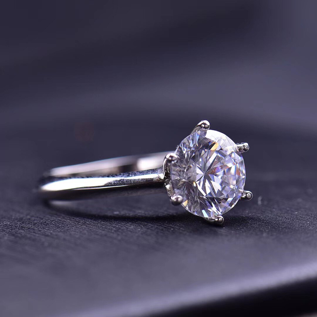 au750情侣男女结婚求婚铂金18k定制钻戒石钻戒戒指