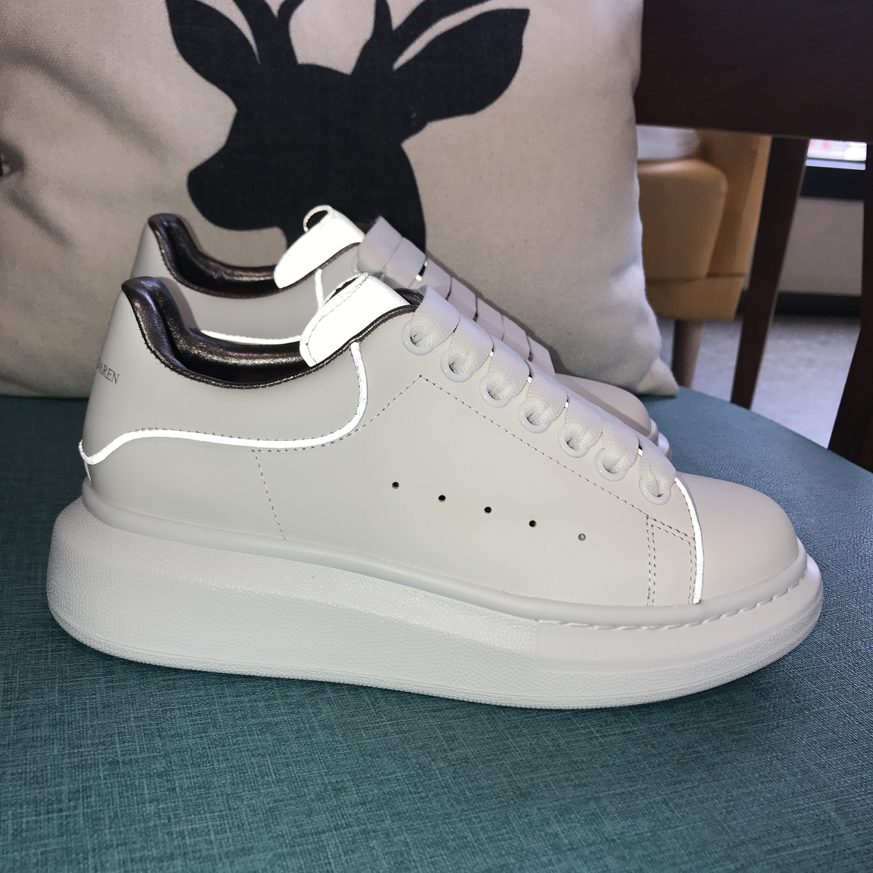 升级版麦昆达人反光小白鞋女男百搭基础2020新款单鞋