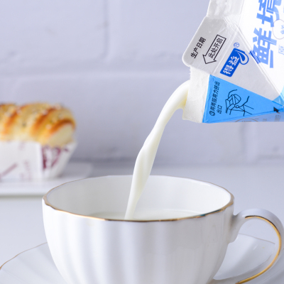 得益鲜境鲜牛奶200ml/盒