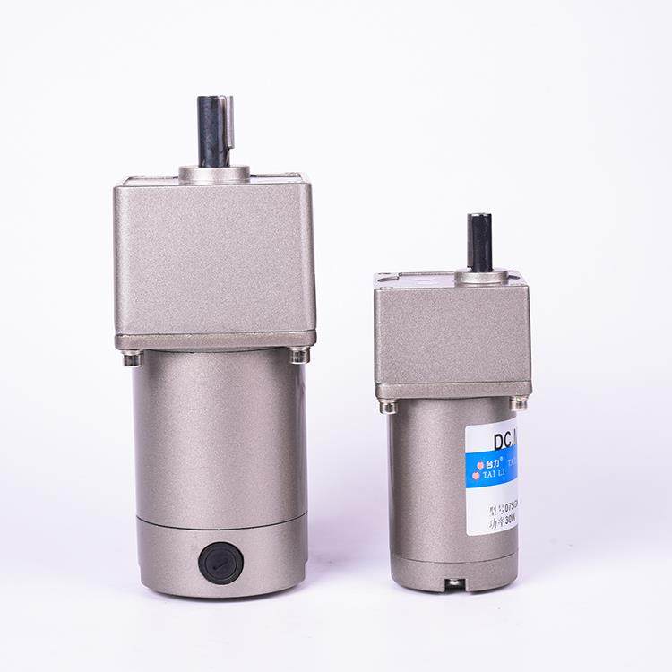 日本购日本购直流减速电机24v马达20w30w60w90w120w200w300w400wm